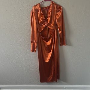 SHEIN SXY Plunging Neck Twist Front Cut Out Split